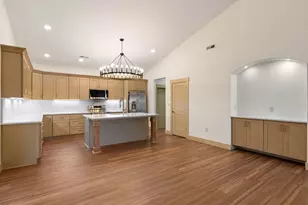 111 W 2nd St, Williamston, SC 29697 - Photo 6