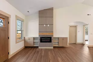 111 W 2nd St, Williamston, SC 29697 - Photo 4