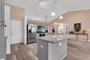 1215 Ravenswood Dr, Anderson, SC 29625 - Photo 8