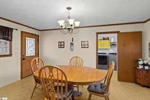 1026 Sunset Blvd, Clinton, SC 29325 - Photo 10