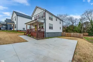 14 Blackwood St, Greenville, SC 29611 - Photo 2