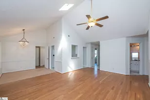 200 Dunwoody Dr, Simpsonville, SC 29681 - Photo 8