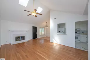 200 Dunwoody Dr, Simpsonville, SC 29681 - Photo 4