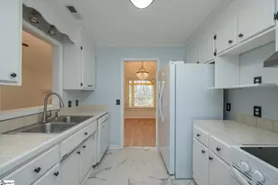 200 Dunwoody Dr, Simpsonville, SC 29681 - Photo 12