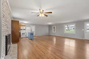 411 Pelzer Hwy, Easley, SC 29642 - Photo 8