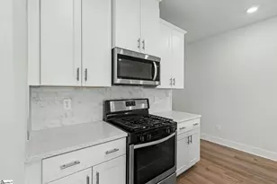 915 Yarn Wy, Greer, SC 29651 - Photo 6