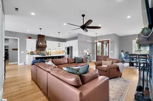 2015 Walhalla Hwy, Pickens, SC 29671 - Photo 8