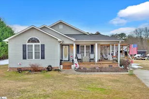 205 Meadow Ridge Rd, Easley, SC 29642 - Photo 2