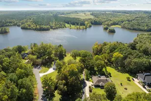 408 W Peninsula Dr, Laurens, SC 29360 - Photo 42