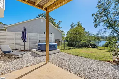 408 W Peninsula Drive, Laurens, SC 29360 - Photo 36