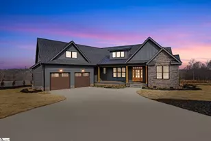 162 Meadow Park Dr, Easley, SC 29640 - Photo 2