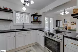 805 Northlake Dr, Anderson, SC 29625 - Photo 8