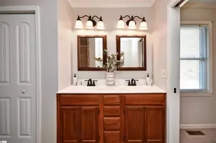 201 Buckingham Rd, Easley, SC 29640 - Photo 22