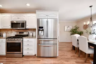 201 Buckingham Rd, Easley, SC 29640 - Photo 12