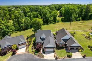 310 Greenview Cir, Greenville, SC 29609 - Photo 48
