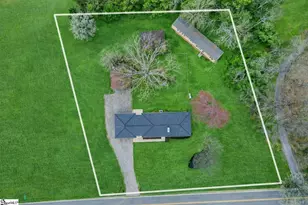 409 Mountainview Rd, Boiling Springs, SC 29316 - Photo 4