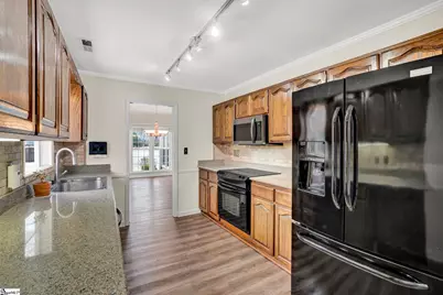 99 Forest Lake Drive, Simpsonville, SC 29681 - Photo 18