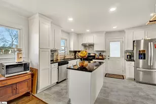 311 Birchwood Ln, Mauldin, SC 29662 - Photo 8