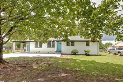 203 Montgomery Street, Laurens, SC 29360 - Photo 1