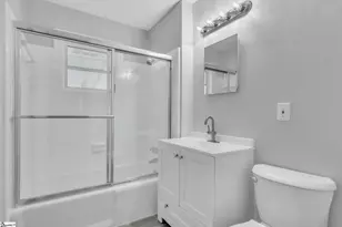 207-A James St, Spartanburg, SC 29301 - Photo 12