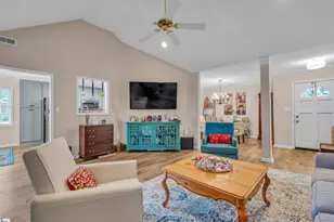 331 Gramercy Blvd, Spartanburg, SC 29301 - Photo 10