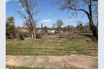 177 West Wood Street, Spartanburg, SC 29303 - Photo 2