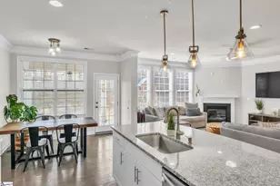 105 Dahlia Ln, Easley, SC 29642 - Photo 8