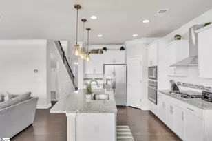 105 Dahlia Ln, Easley, SC 29642 - Photo 12