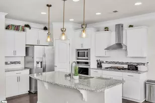 105 Dahlia Ln, Easley, SC 29642 - Photo 10