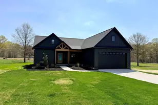 408 Edgewood Dr, Belton, SC 29627 - Photo 2