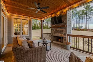 213 Kittansett Ct, Taylors, SC 29687 - Photo 4