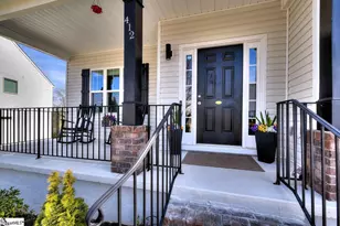 412 Jones Peak Dr, Simpsonville, SC 29681 - Photo 2
