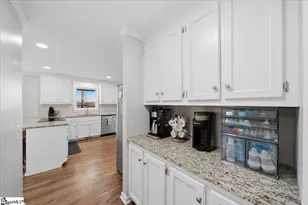 211 E Thistle Ln, Greenville, SC 29615 - Photo 12