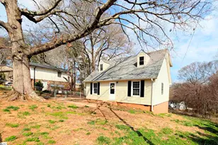 307 Jamestown Rd, Easley, SC 29640 - Photo 2