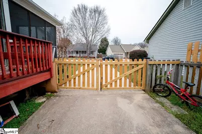 611 Oak Valley Drive, Simpsonville, SC 29681 - Photo 24