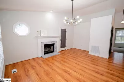 611 Oak Valley Drive, Simpsonville, SC 29681 - Photo 2