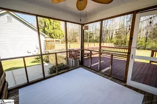 611 Oak Valley Dr, Simpsonville, SC 29681 - Photo 16