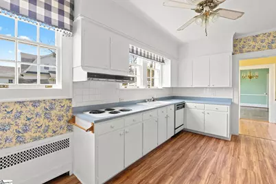 305 N Main Street, Greer, SC 29650 - Photo 20