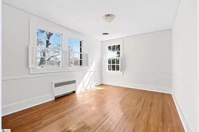 305 N Main Street, Greer, SC 29650 - Photo 32