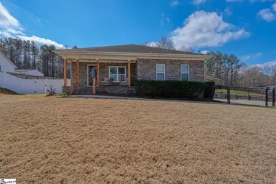 611 Pearson Town Road, Moore, SC 29369 - Photo 1