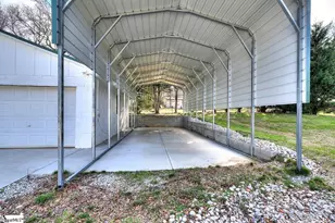 315 Ivydale Dr, Greenville, SC 29609 - Photo 44