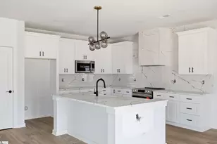 162 Buncombe St, Woodruff, SC 29388 - Photo 6