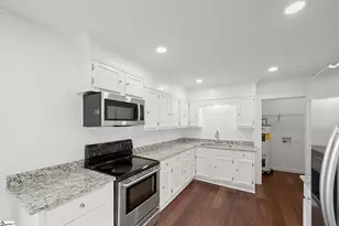 114 Welborn Cir, Easley, SC 29642 - Photo 8