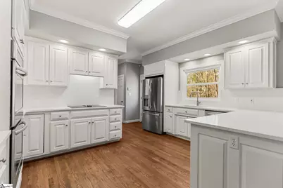 213 E Woodglen Road, Spartanburg, SC 29301 - Photo 8