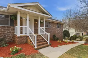 107 Gail Dr, Mauldin, SC 29662 - Photo 2