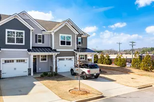 313 Rodessa Ln, Travelers Rest, SC 29690 - Photo 2