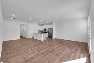 313 Rodessa Ln, Travelers Rest, SC 29690 - Photo 8