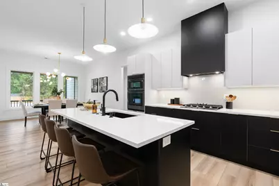 730 New South Court, Wellford, SC 29385 - Photo 10