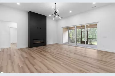 734 New South Court, Wellford, SC 29385 - Photo 4