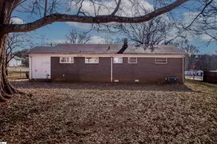 11 El Paso Dr, Greenville, SC 29617 - Photo 4